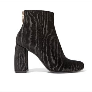 STELLA MCCARTNEY Black Velvet Ankle Booties